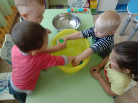 Эксперименты с водой Эксперименты с водой.